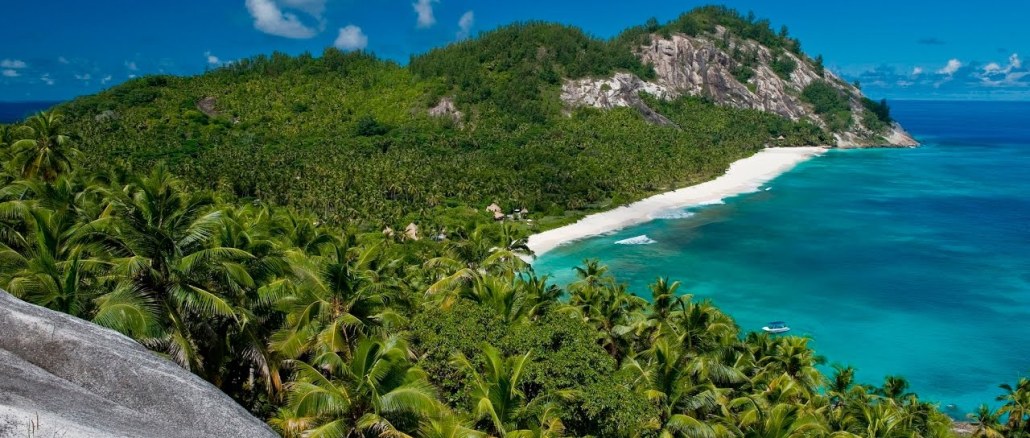 best luxury resorts hotels Seychelles