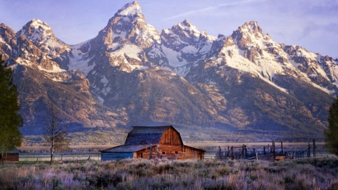 GRAND TETON NATIONAL PARK - TETON PEAKS