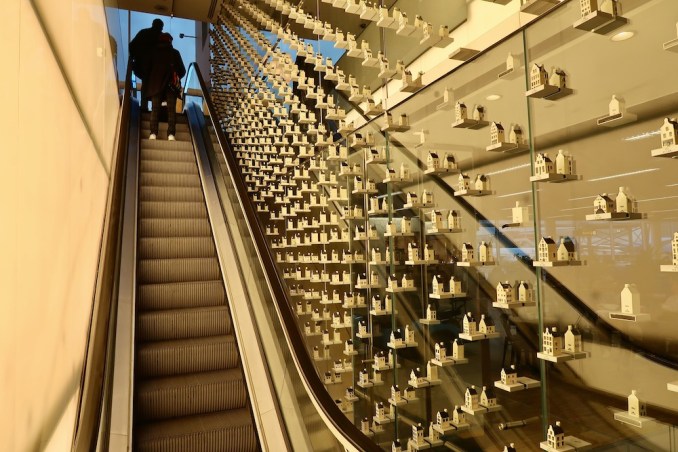 KLM CROWN LOUNGE AT SCHIPHOL AIRPORT