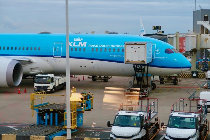 KLM BOEING 787 DREAMLINER