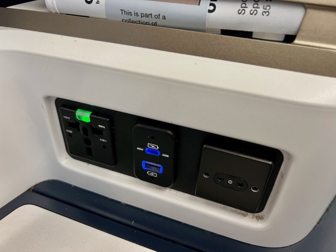 CONDOR A330NEO BUSINESS CLASS PRIME SEAT