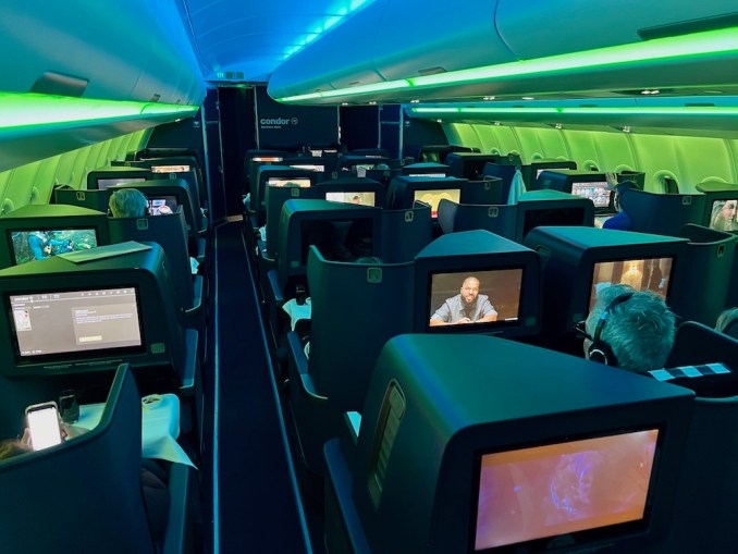 CONDOR A330NEO BUSINESS CLASS PRIME SEAT